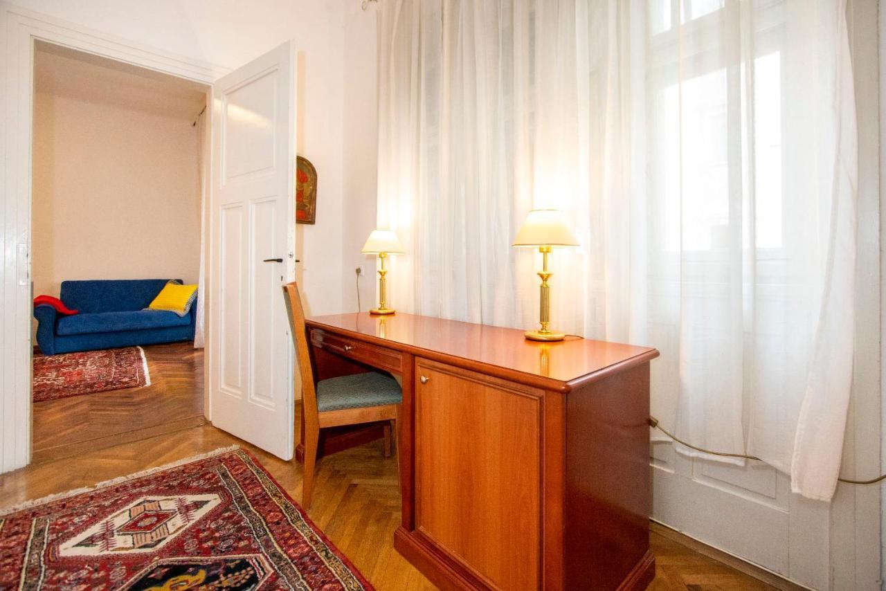 Aria Apartments Split Bagian luar foto